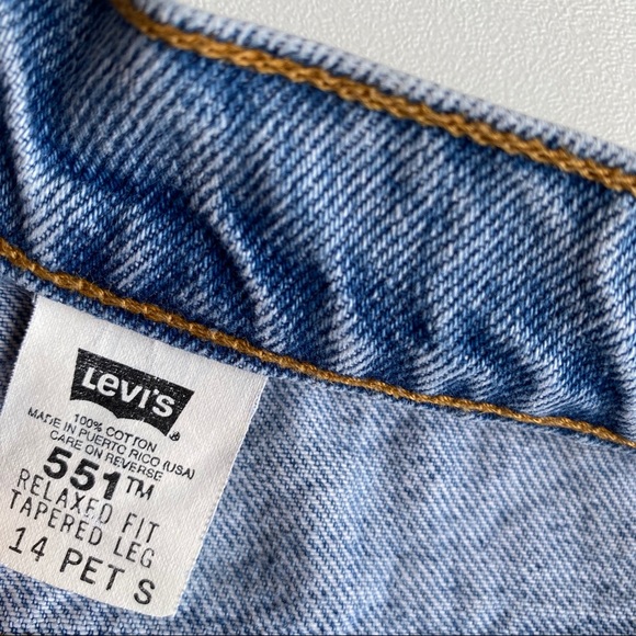 Vintage Levi’s 551 Denim Cut off Shorts - Picture 6 of 6